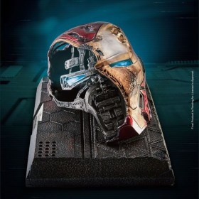 Iron Man Mark50 Helmet Battle Damaged Avengers Endgame Master Craft Statue by Beast Kingdom